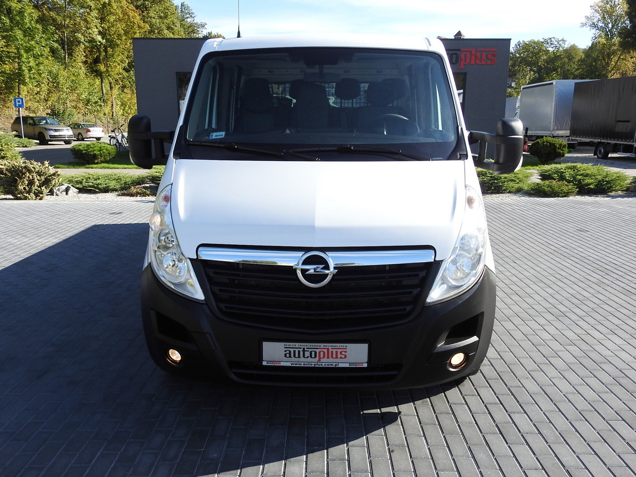OPEL MOVANO STAKE BODY DOUBLE CABIN DOKA 7 SEATS CRUISE CONTROL AIR CONDITIONING 130HP - Duplakabinos kisteherautó: 5 kép. OPEL MOVANO STAKE BODY DOUBLE CABIN DOKA 7 SEATS CRUISE CONTROL AIR CONDITIONING 130HP - Duplakabinos kisteherautó: 5 kép.
