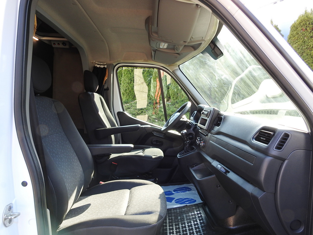 Ponyvás kisteherautó OPEL MOVANO TARPAULIN 10 PALLETS WEBASTO CRUISE CONTROL AIR CONDITIONING LED LIGHTS PNEUMATICS  165HP: 36 kép.