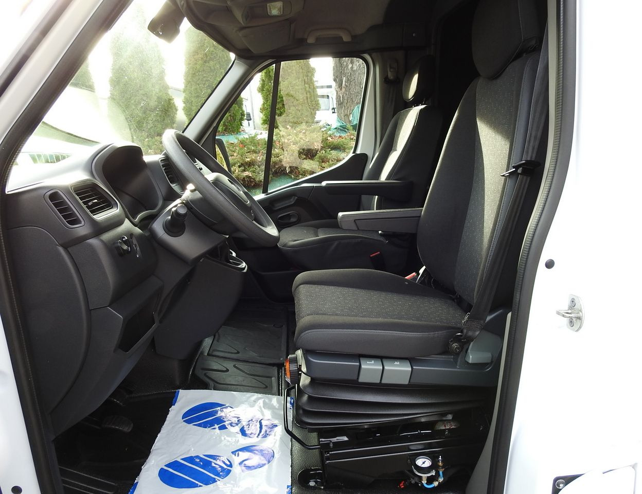 Ponyvás kisteherautó OPEL MOVANO TARPAULIN 10 PALLETS WEBASTO CRUISE CONTROL LED LIGHTS PNEUMATICS AIR CONDITIONING  165HP: 31 kép.