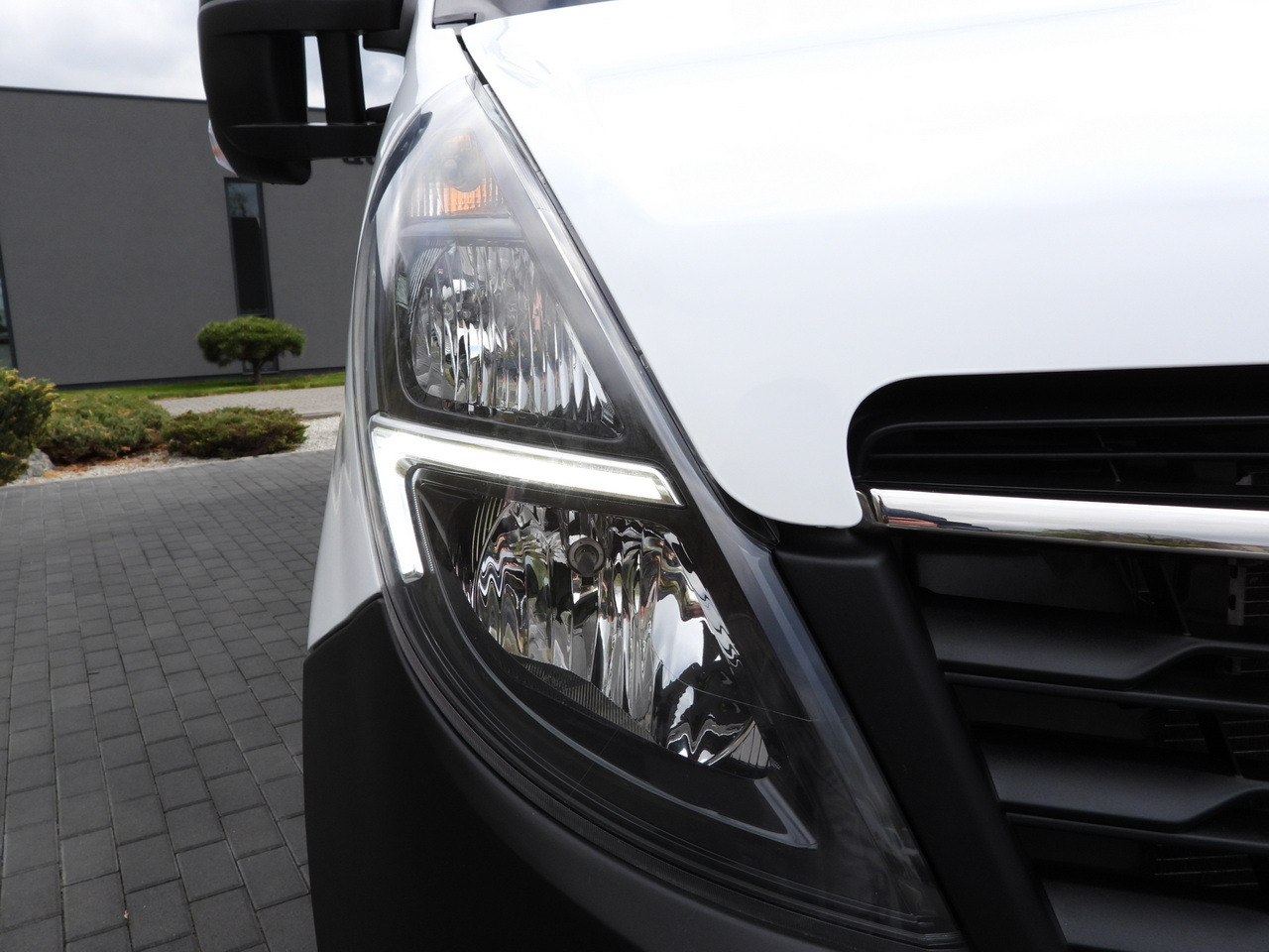 Ponyvás kisteherautó OPEL MOVANO  TARPAULIN 10 PALLETS WEBASTO CRUISE CONTROL LED LIGHTS PNEUMATICS AIR CONDITIONING  165HP: 21 kép.