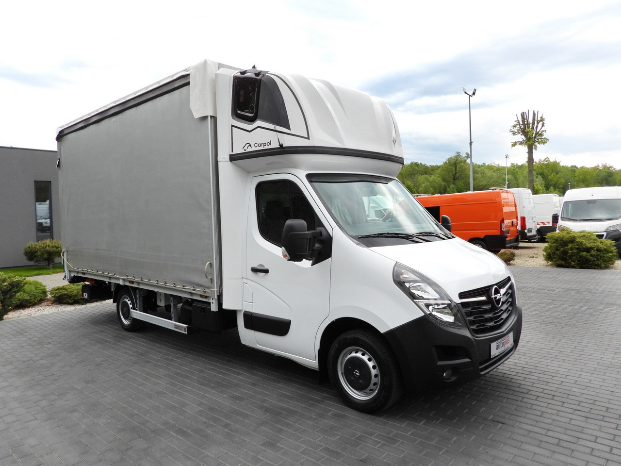 OPEL MOVANO TARPAULIN LIFT 9 PALLETS WEBASTO CRUISE CONTROL LED LIGHTS PNEUMATICS AIR CONDITIONING 165HP - Ponyvás kisteherautó: 4 kép. OPEL MOVANO TARPAULIN LIFT 9 PALLETS WEBASTO CRUISE CONTROL LED LIGHTS PNEUMATICS AIR CONDITIONING 165HP - Ponyvás kisteherautó: 4 kép.