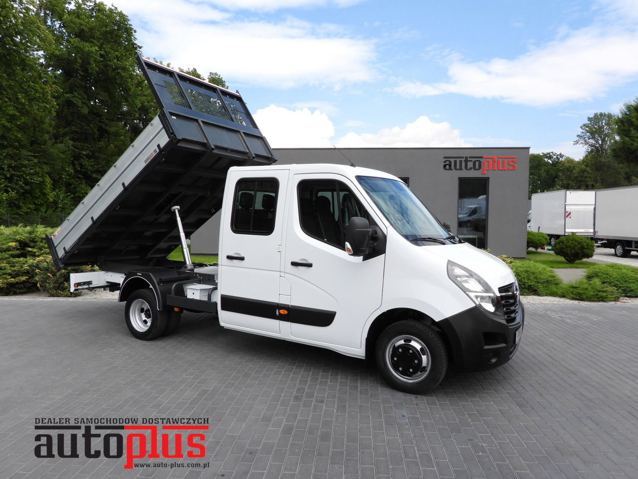 OPEL MOVANO TIPPER DOUBLE CABIN DOKA 7 SEATS LED LIGHTS TWIN WHEELS AIR CONDITIONING  145HP - Billenőplatós kisteherautó: 1 kép. OPEL MOVANO TIPPER DOUBLE CABIN DOKA 7 SEATS LED LIGHTS TWIN WHEELS AIR CONDITIONING  145HP - Billenőplatós kisteherautó: 1 kép.