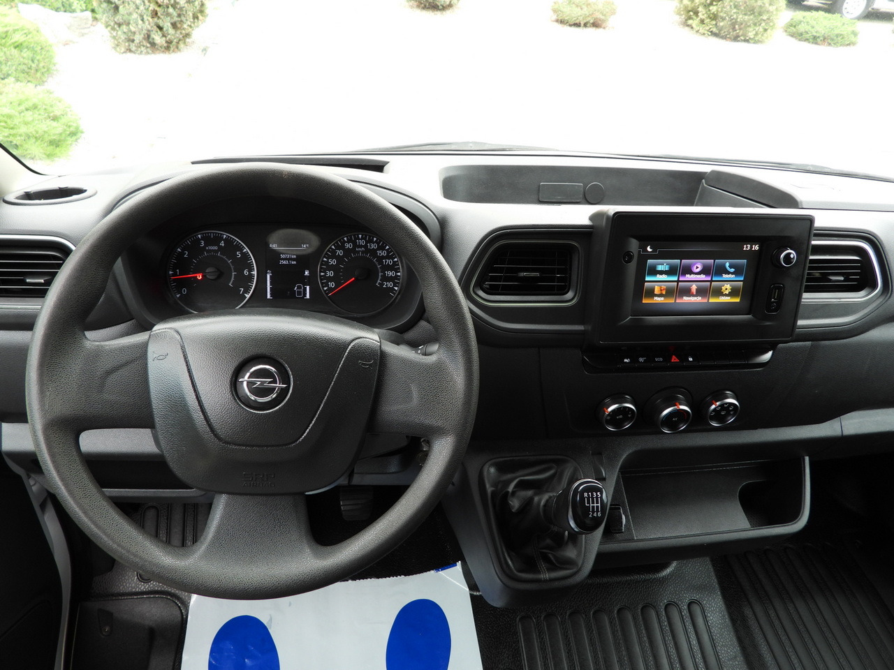 Billenőplatós kisteherautó OPEL MOVANO TIPPER NAVIGATION LED LIGHTS TWIN WHEELS AIR CONDITIONING  145HP: 27 kép. Billenőplatós kisteherautó OPEL MOVANO TIPPER NAVIGATION LED LIGHTS TWIN WHEELS AIR CONDITIONING  145HP: 27 kép.