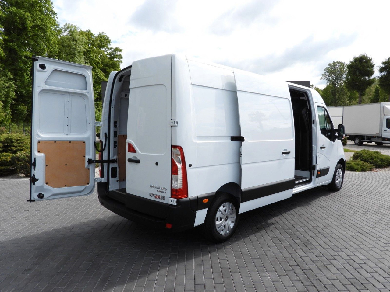 Opel MOVANO KASTENWAGEN KLIMAANLAGE LED LICHTER 150PS Opel MOVANO KASTENWAGEN KLIMAANLAGE LED LICHTER 150PS - Furgon: 3 kép. Opel MOVANO KASTENWAGEN KLIMAANLAGE LED LICHTER 150PS Opel MOVANO KASTENWAGEN KLIMAANLAGE LED LICHTER 150PS - Furgon: 3 kép.