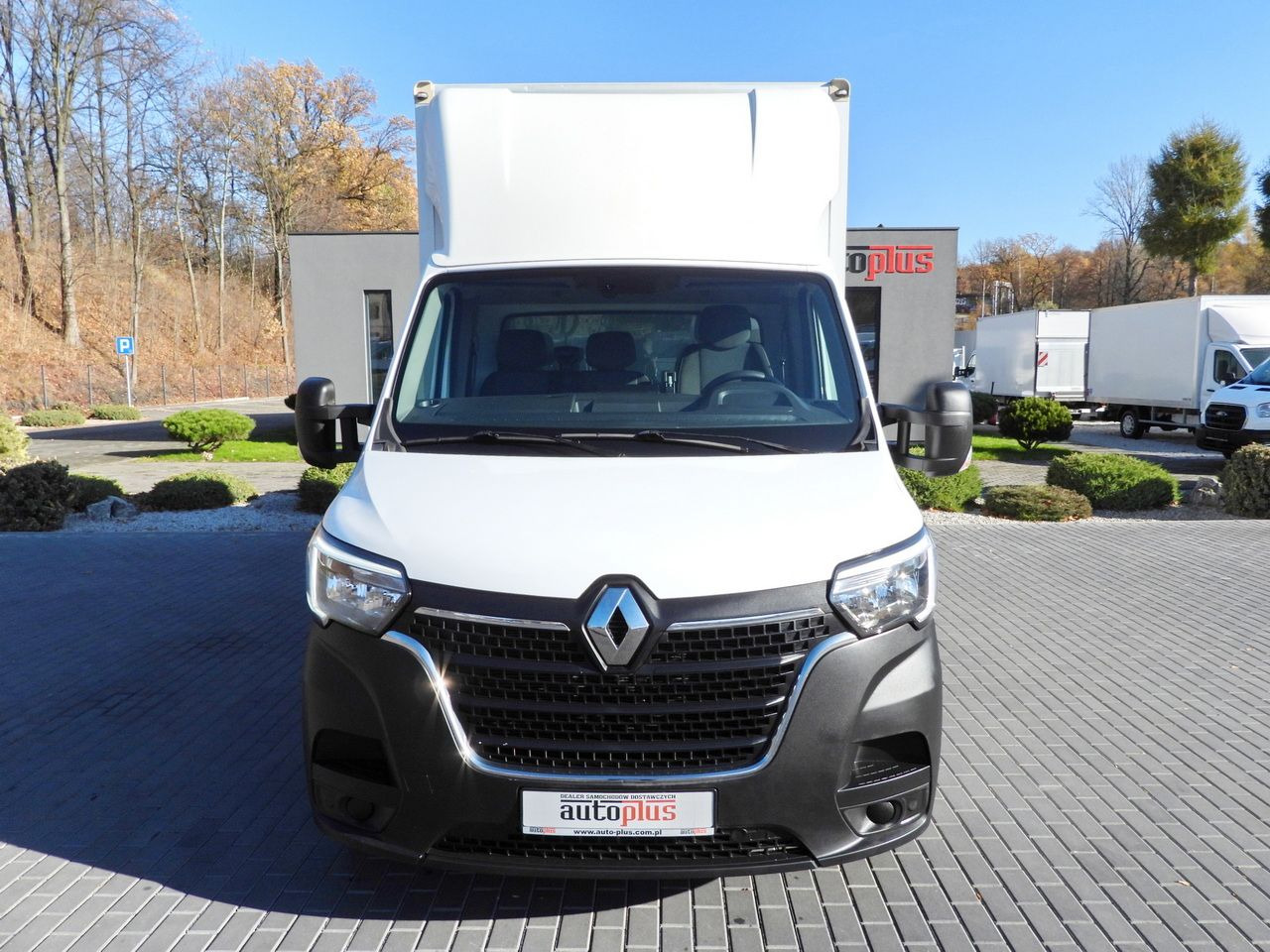 RENAULT MASTER BOX 8 PALLETS CRUISE CONTROL NAVIGATION LED LIGHTS AIR CONDITIONING 145HP - Dobozos kisteherautó: 5 kép. RENAULT MASTER BOX 8 PALLETS CRUISE CONTROL NAVIGATION LED LIGHTS AIR CONDITIONING 145HP - Dobozos kisteherautó: 5 kép.