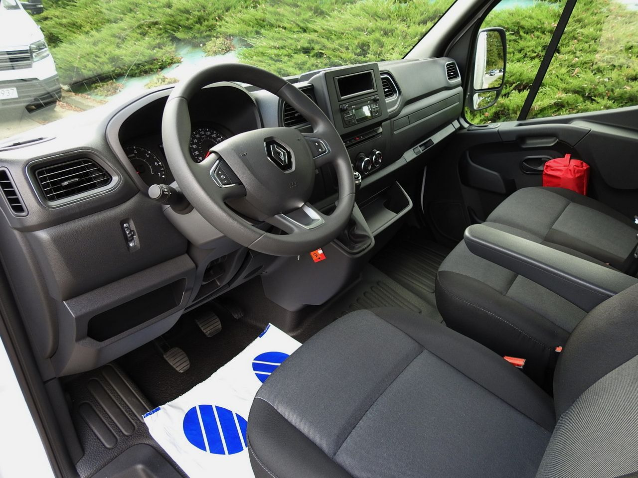 RENAULT MASTER NEW TARPAULIN 8 PALLETS CRUISE CONTROL LED LIGHTS AIR CONDITIONING 165HP - Ponyvás kisteherautó: 2 kép. RENAULT MASTER NEW TARPAULIN 8 PALLETS CRUISE CONTROL LED LIGHTS AIR CONDITIONING 165HP - Ponyvás kisteherautó: 2 kép.
