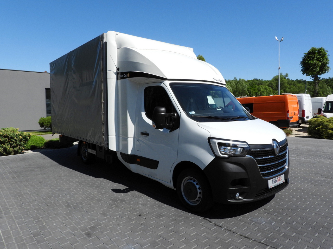 RENAULT MASTER TARPAULIN 10 PALLETS WEBASTO CRUISE CONTROL LED LIGHTS PNEUMATICS AIR CONDITIONING 165HP - Ponyvás kisteherautó: 4 kép. RENAULT MASTER TARPAULIN 10 PALLETS WEBASTO CRUISE CONTROL LED LIGHTS PNEUMATICS AIR CONDITIONING 165HP - Ponyvás kisteherautó: 4 kép.