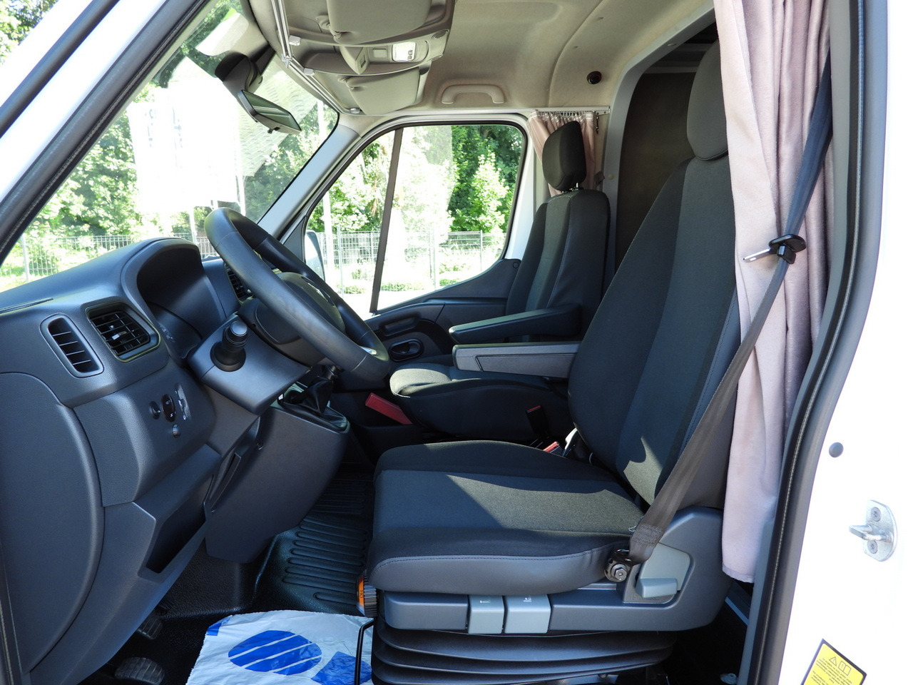 Ponyvás kisteherautó RENAULT MASTER  TARPAULIN 10 PALLETS WEBASTO CRUISE CONTROL LED LIGHTS PNEUMATICS AIR CONDITIONING  165HP: 27 kép.