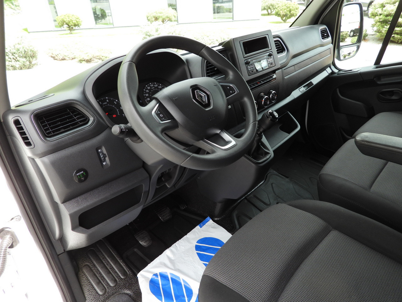 RENAULT MASTER TARPAULIN 10 PALLETS WEBASTO CRUISE CONTROL LED LIGHTS PNEUMATICS AIR CONDITIONING 165HP - Ponyvás kisteherautó: 2 kép. RENAULT MASTER TARPAULIN 10 PALLETS WEBASTO CRUISE CONTROL LED LIGHTS PNEUMATICS AIR CONDITIONING 165HP - Ponyvás kisteherautó: 2 kép.