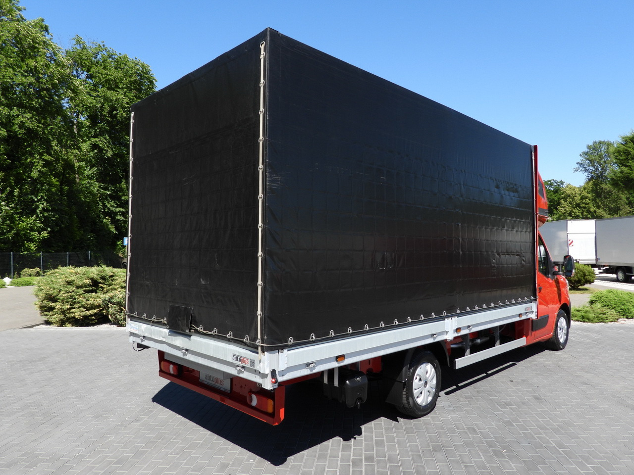 RENAULT MASTER TARPAULIN WEBASTO CRUISE CONTROL LED LIGHTS PNEUMATICS AIR CONDITIONING 165HP - Ponyvás kisteherautó: 3 kép. RENAULT MASTER TARPAULIN WEBASTO CRUISE CONTROL LED LIGHTS PNEUMATICS AIR CONDITIONING 165HP - Ponyvás kisteherautó: 3 kép.