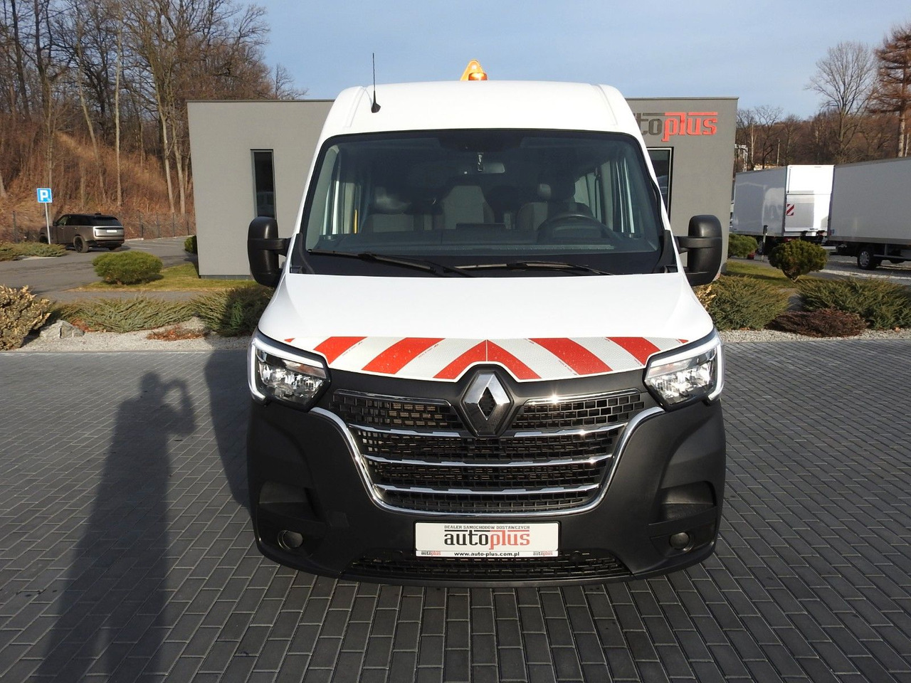 Renault MASTER KASTENWAGEN DOPPELKABINE 7 SITZE TEMPOMAT - Furgon, Duplakabinos kisteherautó: 5 kép. Renault MASTER KASTENWAGEN DOPPELKABINE 7 SITZE TEMPOMAT - Furgon, Duplakabinos kisteherautó: 5 kép.