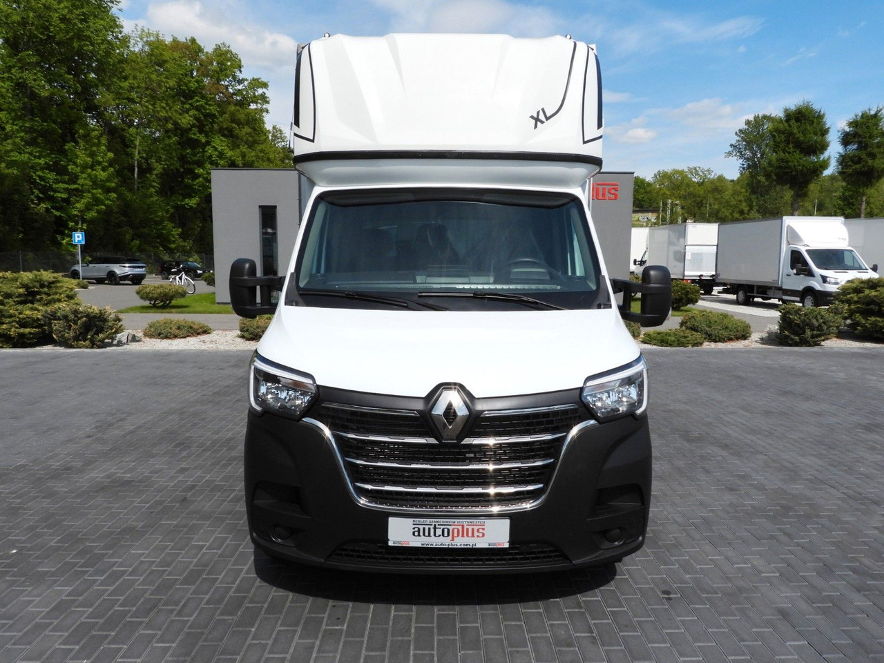Renault MASTER PRITSCHE PLANE 10 PALETTEN WEBASTO A/C - Ponyvás kisteherautó: 5 kép. Renault MASTER PRITSCHE PLANE 10 PALETTEN WEBASTO A/C - Ponyvás kisteherautó: 5 kép.