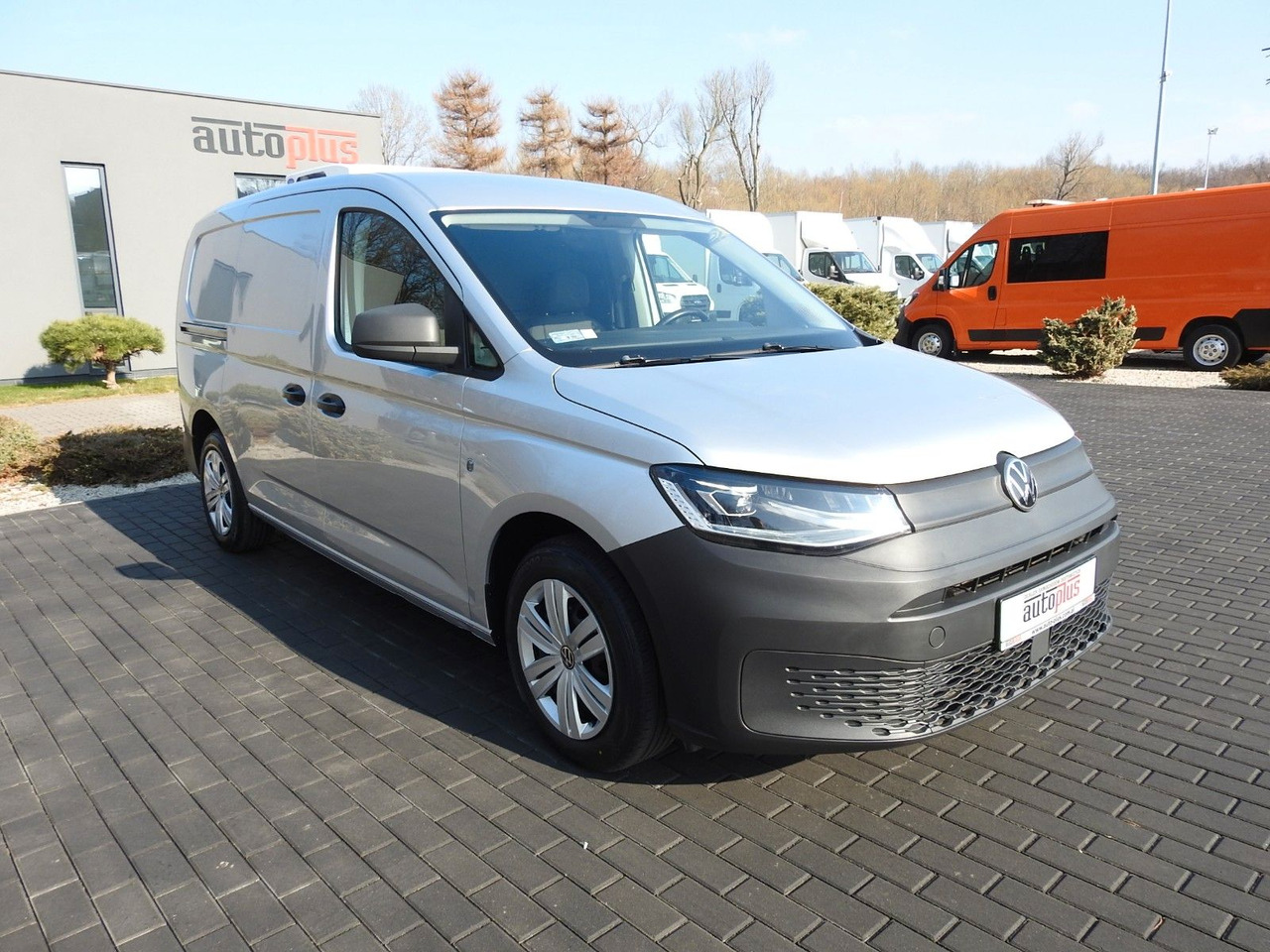 Volkswagen CADDY KÜHLKASTENWAGEN -20*C HEIZFUNKTION A/C - Hűtős kisteherautó: 4 kép. Volkswagen CADDY KÜHLKASTENWAGEN -20*C HEIZFUNKTION A/C - Hűtős kisteherautó: 4 kép.
