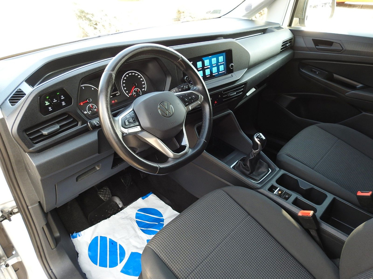Volkswagen CADDY KÜHLKASTENWAGEN -20*C HEIZFUNKTION A/C - Hűtős kisteherautó: 2 kép. Volkswagen CADDY KÜHLKASTENWAGEN -20*C HEIZFUNKTION A/C - Hűtős kisteherautó: 2 kép.
