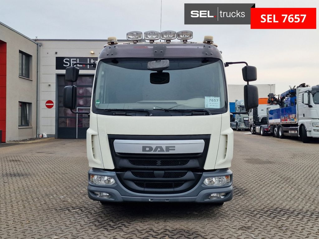 DAF LF 250FA / Palfinger PK8501A - Darus autó, Platós teherautó: 2 kép. DAF LF 250FA / Palfinger PK8501A - Darus autó, Platós teherautó: 2 kép.