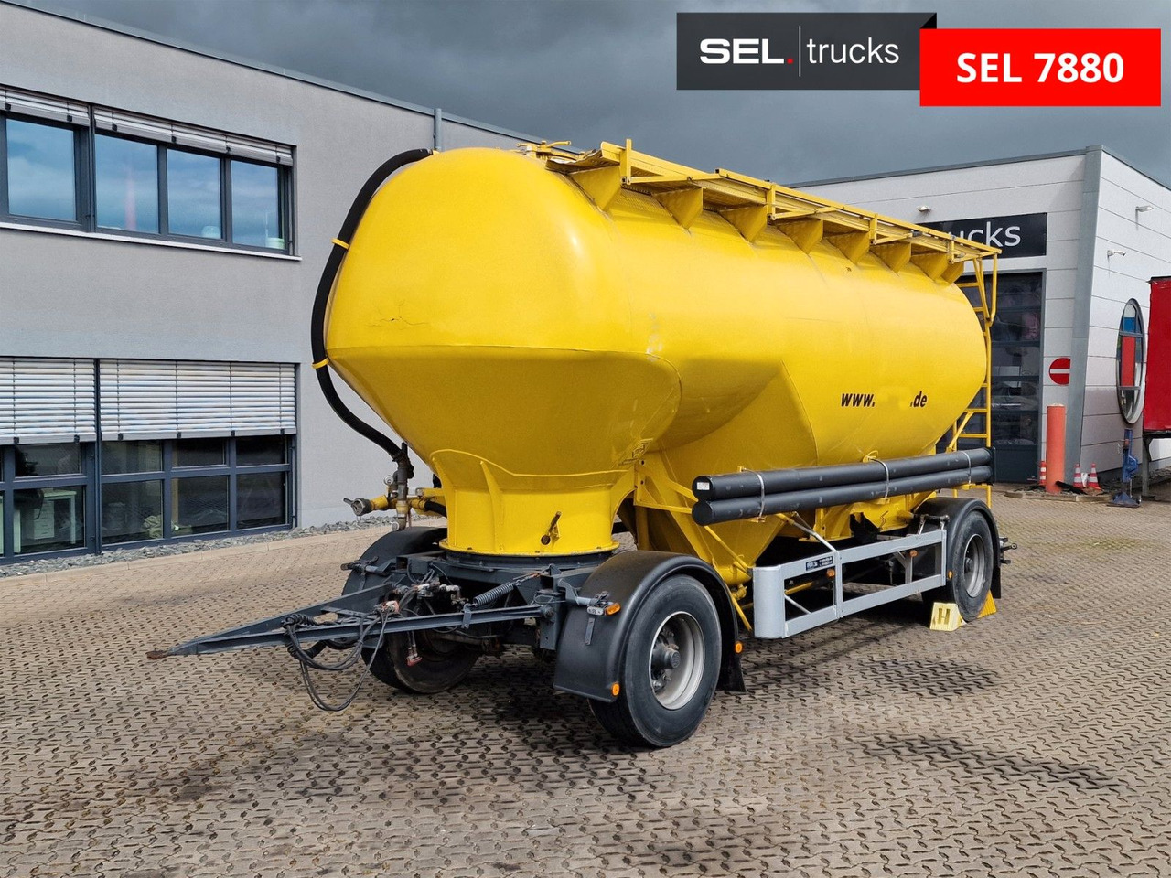 Feldbinder H.EUT 30.2 / 30.000 l - Tartályos pótkocsi: 1 kép. Feldbinder H.EUT 30.2 / 30.000 l - Tartályos pótkocsi: 1 kép.