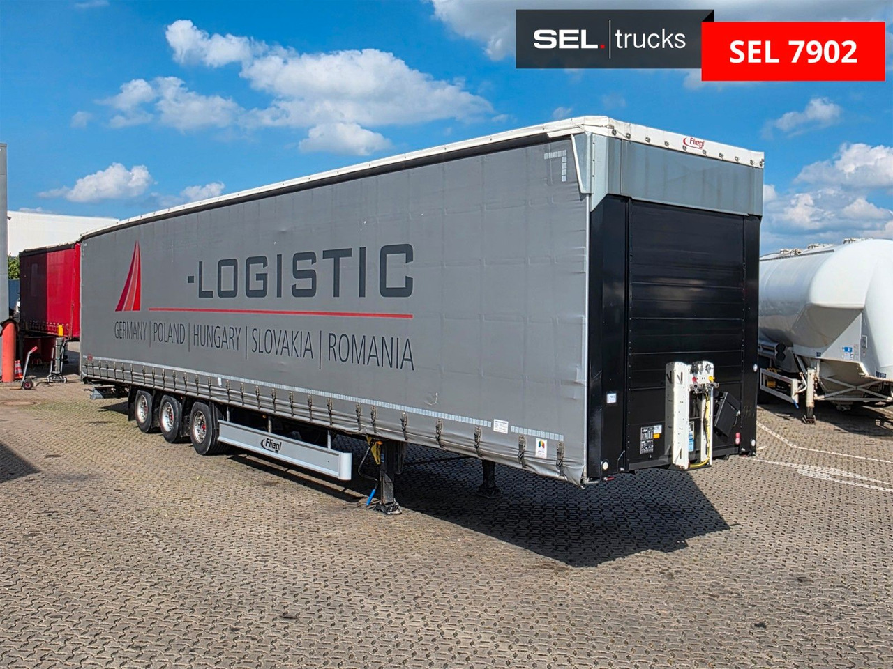 Fliegl SDS 390 X-tra Long / Mega / Long Trailer - Ponyvás félpótkocsi: 3 kép. Fliegl SDS 390 X-tra Long / Mega / Long Trailer - Ponyvás félpótkocsi: 3 kép.