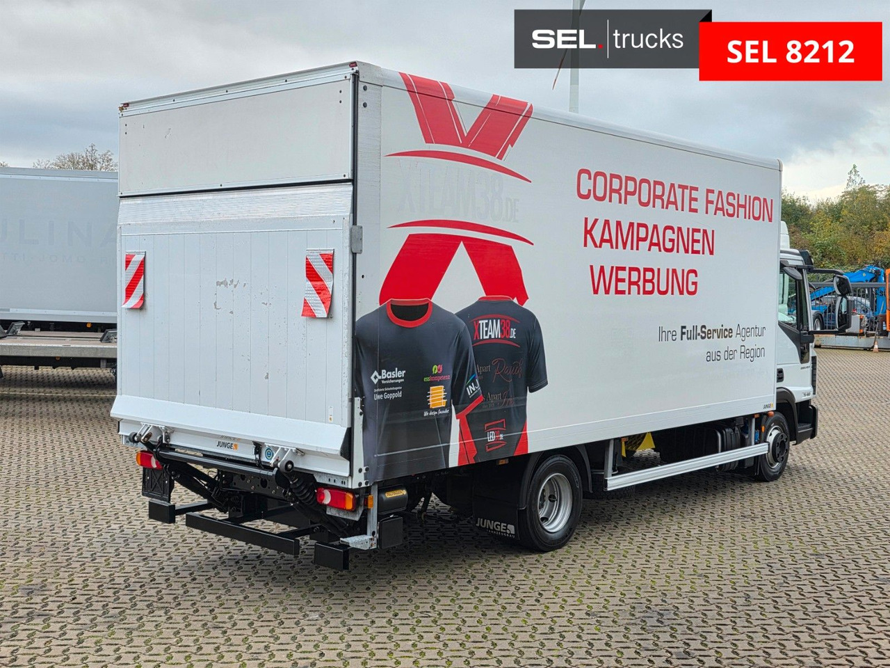 Iveco Eurocargo 75-190 / Ladebordwand / 6D - Dobozos kisteherautó: 5 kép. Iveco Eurocargo 75-190 / Ladebordwand / 6D - Dobozos kisteherautó: 5 kép.