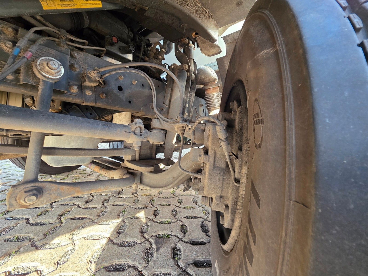 Dobozos kisteherautó Iveco Eurocargo 75-190 / Ladebordwand / 6D: 45 kép. Dobozos kisteherautó Iveco Eurocargo 75-190 / Ladebordwand / 6D: 45 kép.