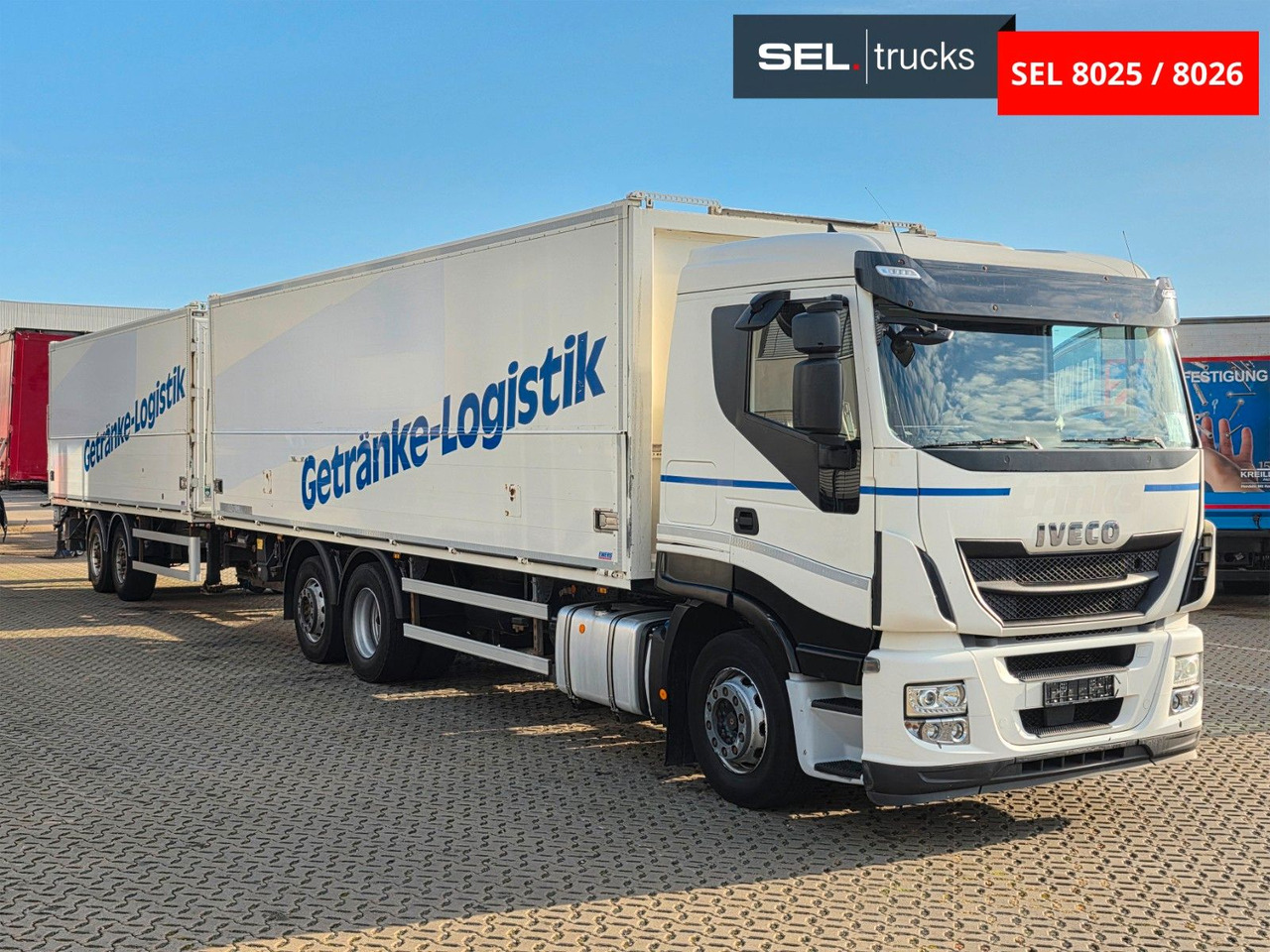 Iveco Stralis 420 / Ldbw / Lenkachse / Liftachse - Italszállító teherautó: 3 kép. Iveco Stralis 420 / Ldbw / Lenkachse / Liftachse - Italszállító teherautó: 3 kép.