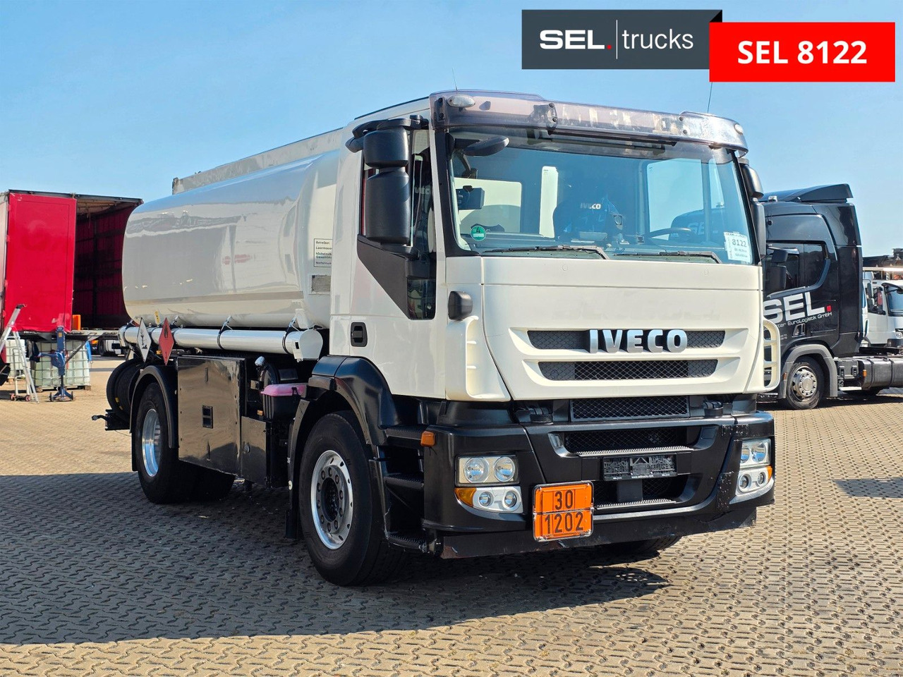Iveco Stralis 420 / Sening / ADR AT / 14.600 l / - Tartályos teherautó: 3 kép. Iveco Stralis 420 / Sening / ADR AT / 14.600 l / - Tartályos teherautó: 3 kép.