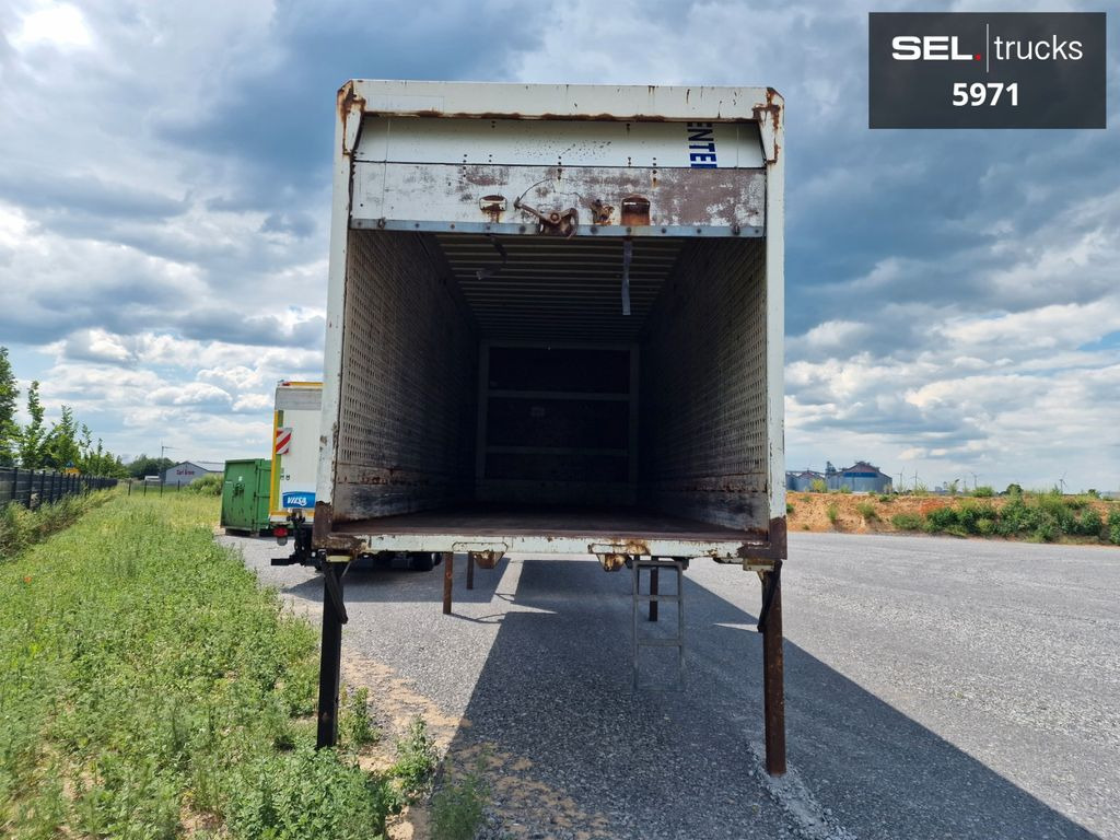 Krone WK 7.3 RSTG / Textil / Koffer / Rolltor Krone WK 7.3 RSTG / Textil / Koffer / Rolltor - Doboz felépitmény: 5 kép. Krone WK 7.3 RSTG / Textil / Koffer / Rolltor Krone WK 7.3 RSTG / Textil / Koffer / Rolltor - Doboz felépitmény: 5 kép.