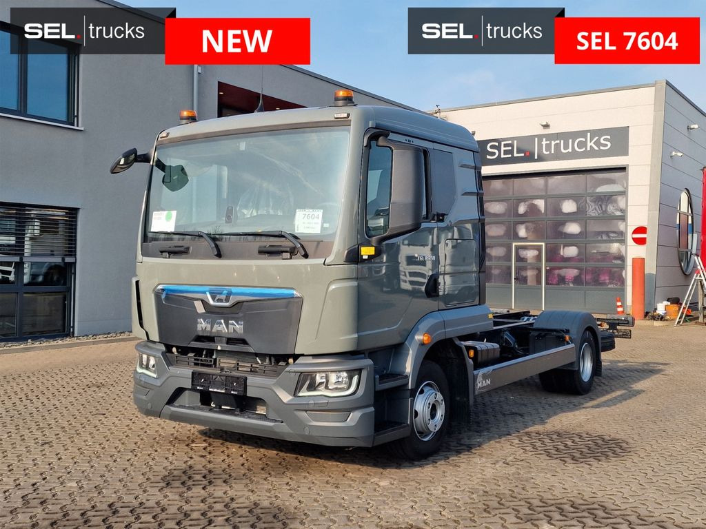 MAN TGL 8.250 4x2 BB / Nebenabtrieb/NEU/Euro 6E - Alvaz teherautó: 1 kép. MAN TGL 8.250 4x2 BB / Nebenabtrieb/NEU/Euro 6E - Alvaz teherautó: 1 kép.