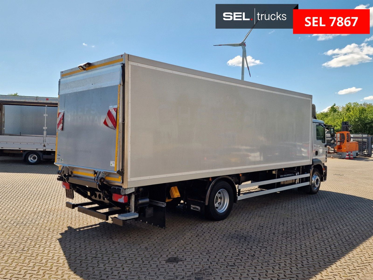 MAN TGM 18.290 4X2 LL / Ldbw / Carrier Supra 1250Mt - Hűtős teherautó: 5 kép. MAN TGM 18.290 4X2 LL / Ldbw / Carrier Supra 1250Mt - Hűtős teherautó: 5 kép.