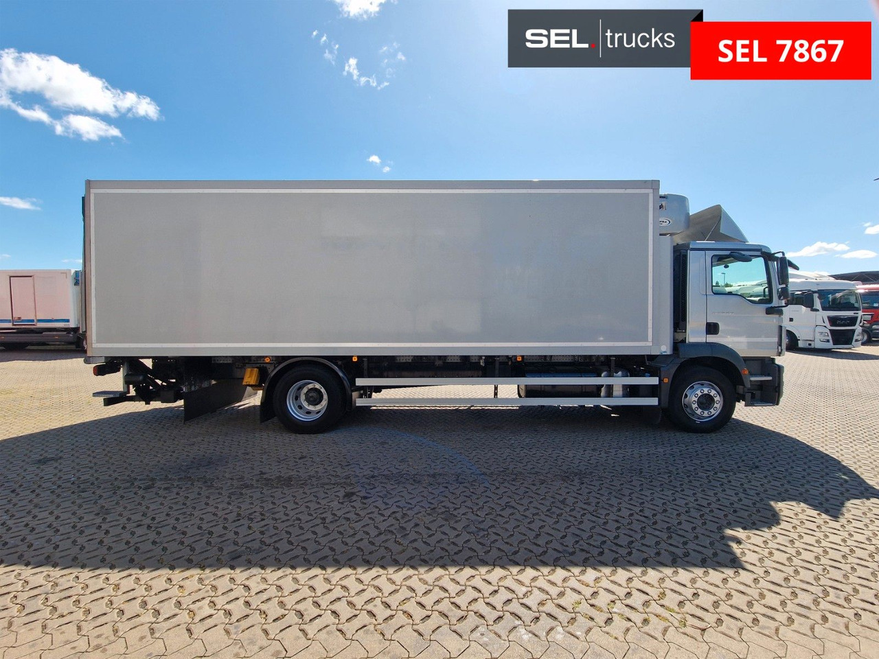 MAN TGM 18.290 4X2 LL / Ldbw / Carrier Supra 1250Mt - Hűtős teherautó: 4 kép. MAN TGM 18.290 4X2 LL / Ldbw / Carrier Supra 1250Mt - Hűtős teherautó: 4 kép.