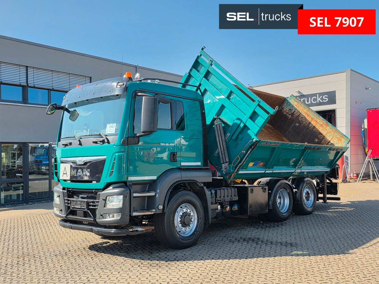 MAN TGS 28.480 6X4H-4 BL /HIAB /Fernbed. / Lenkachse - Billenőplatós teherautó, Darus autó: 2 kép. MAN TGS 28.480 6X4H-4 BL /HIAB /Fernbed. / Lenkachse - Billenőplatós teherautó, Darus autó: 2 kép.
