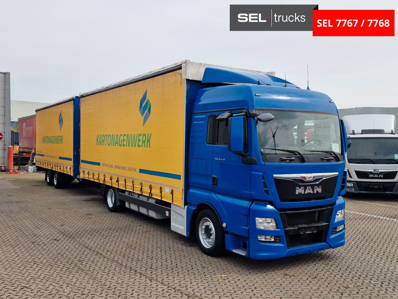 MAN TGX 18.440 4X2 LL-U /Intarder/Hubdach/Durchlade - Ponyvás teherautó: 3 kép. MAN TGX 18.440 4X2 LL-U /Intarder/Hubdach/Durchlade - Ponyvás teherautó: 3 kép.