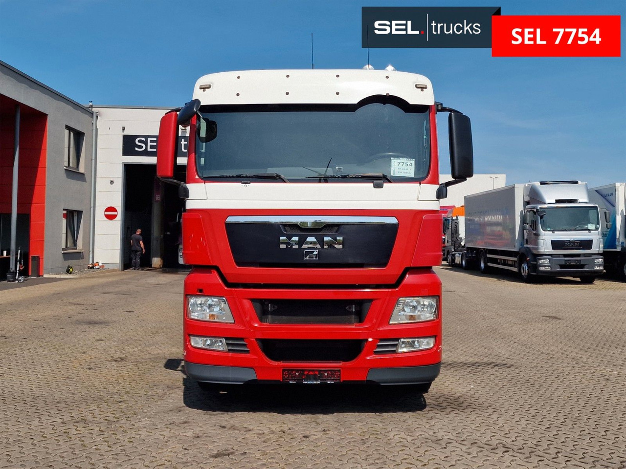 MAN TGX 26.400 6x2-2 BL/ Intarder / HIAB / Lenkachse - Darus autó: 2 kép. MAN TGX 26.400 6x2-2 BL/ Intarder / HIAB / Lenkachse - Darus autó: 2 kép.