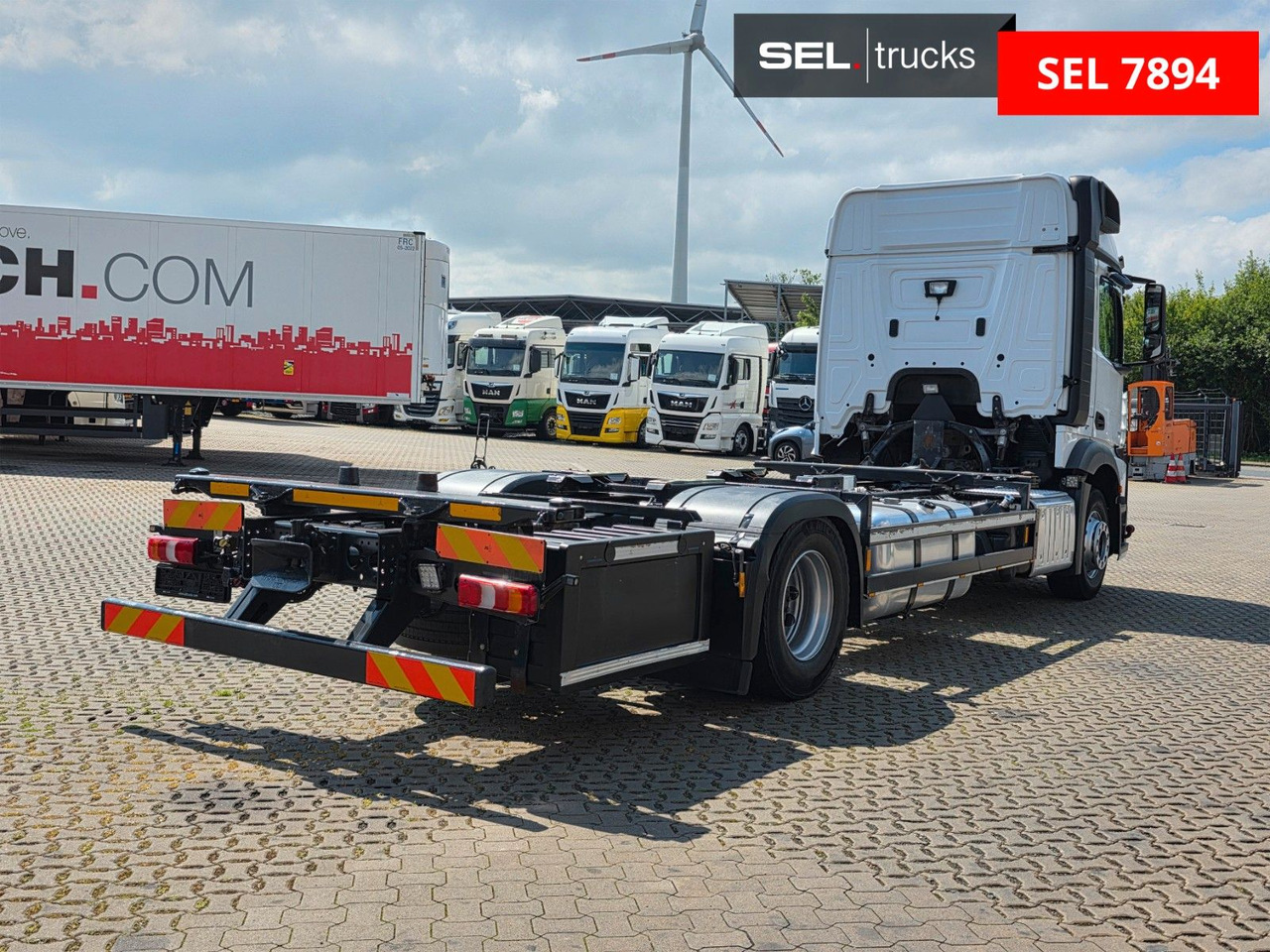 Mercedes-Benz Actros 1842 / Standklimaanlage - Cserefelépítményes teherautó: 5 kép. Mercedes-Benz Actros 1842 / Standklimaanlage - Cserefelépítményes teherautó: 5 kép.