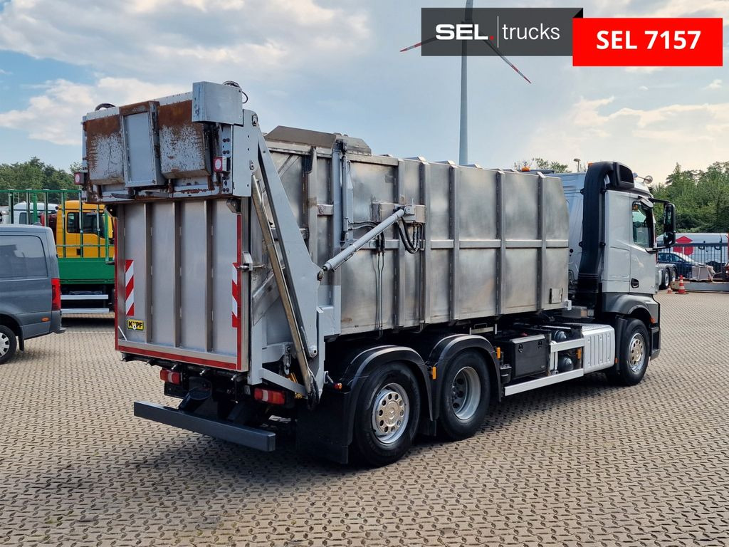 Mercedes-Benz Actros 2545 / Tierkadaver / mit Waage Mercedes-Benz Actros 2545 /für Tierkadaver / mit Waage - Billenőplatós teherautó: 5 kép. Mercedes-Benz Actros 2545 / Tierkadaver / mit Waage Mercedes-Benz Actros 2545 /für Tierkadaver / mit Waage - Billenőplatós teherautó: 5 kép.