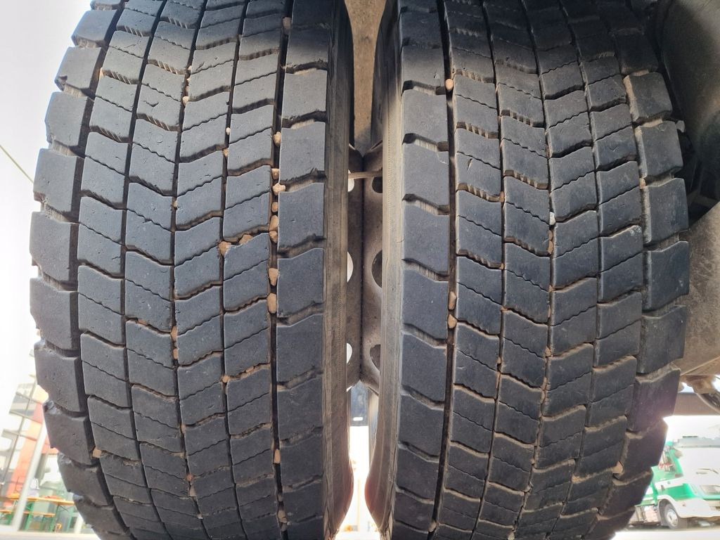 Konténerszállító Mercedes-Benz Antos 1851 / Meiller Kipper / Standklima / Navi: 30 kép.