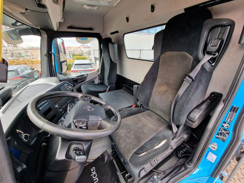 Konténerszállító Mercedes-Benz Antos 1851 / Meiller Kipper / Standklima / Navi: 17 kép.