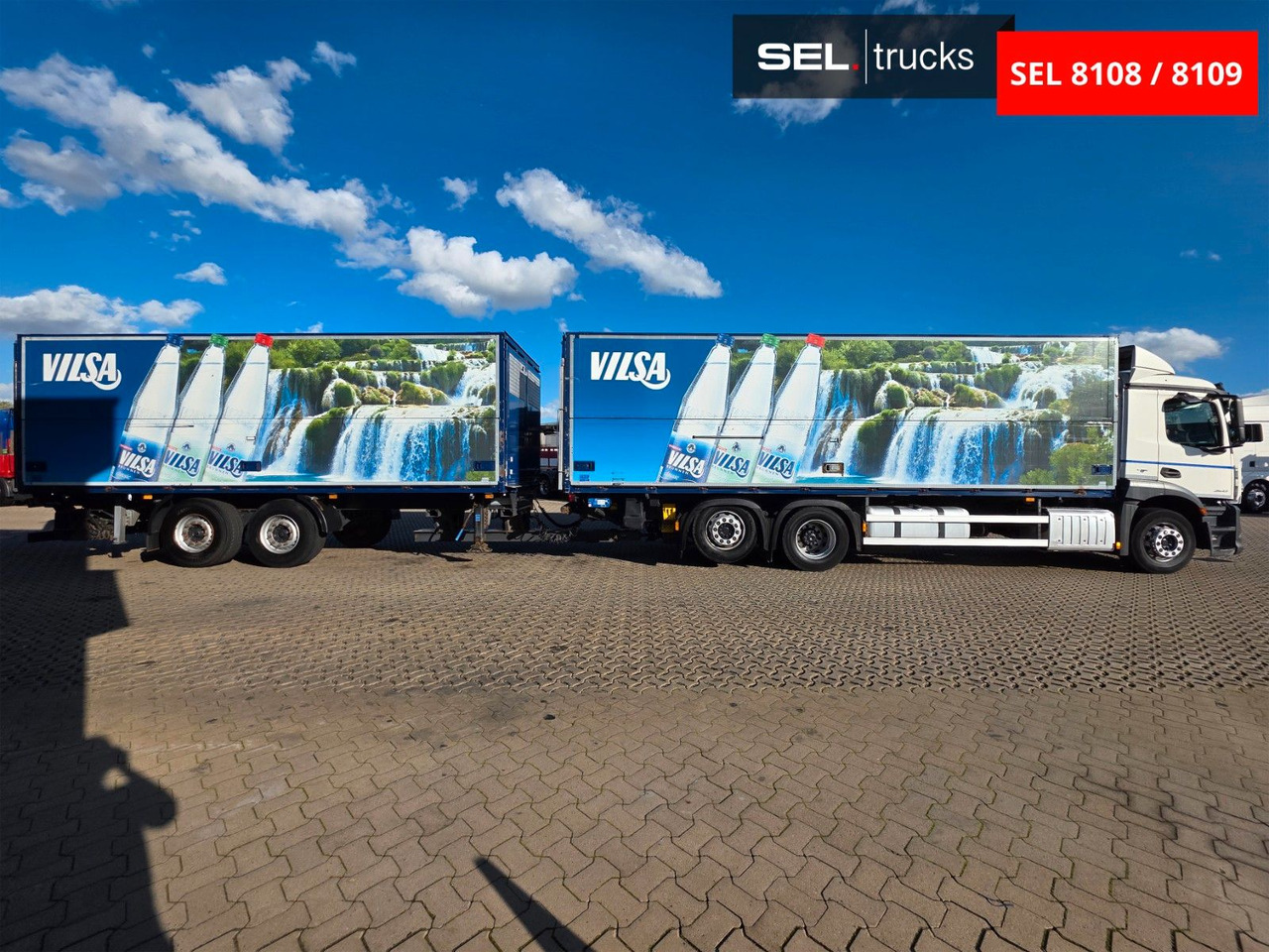 Mercedes-Benz Antos 2543 / Ldbw / Lenkachse / Liftachse - Italszállító teherautó: 4 kép. Mercedes-Benz Antos 2543 / Ldbw / Lenkachse / Liftachse - Italszállító teherautó: 4 kép.