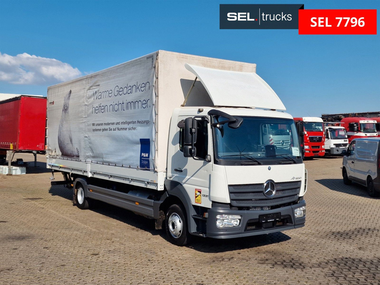 Mercedes-Benz Atego 1221 / Ladebordwand - Ponyvás teherautó: 3 kép. Mercedes-Benz Atego 1221 / Ladebordwand - Ponyvás teherautó: 3 kép.