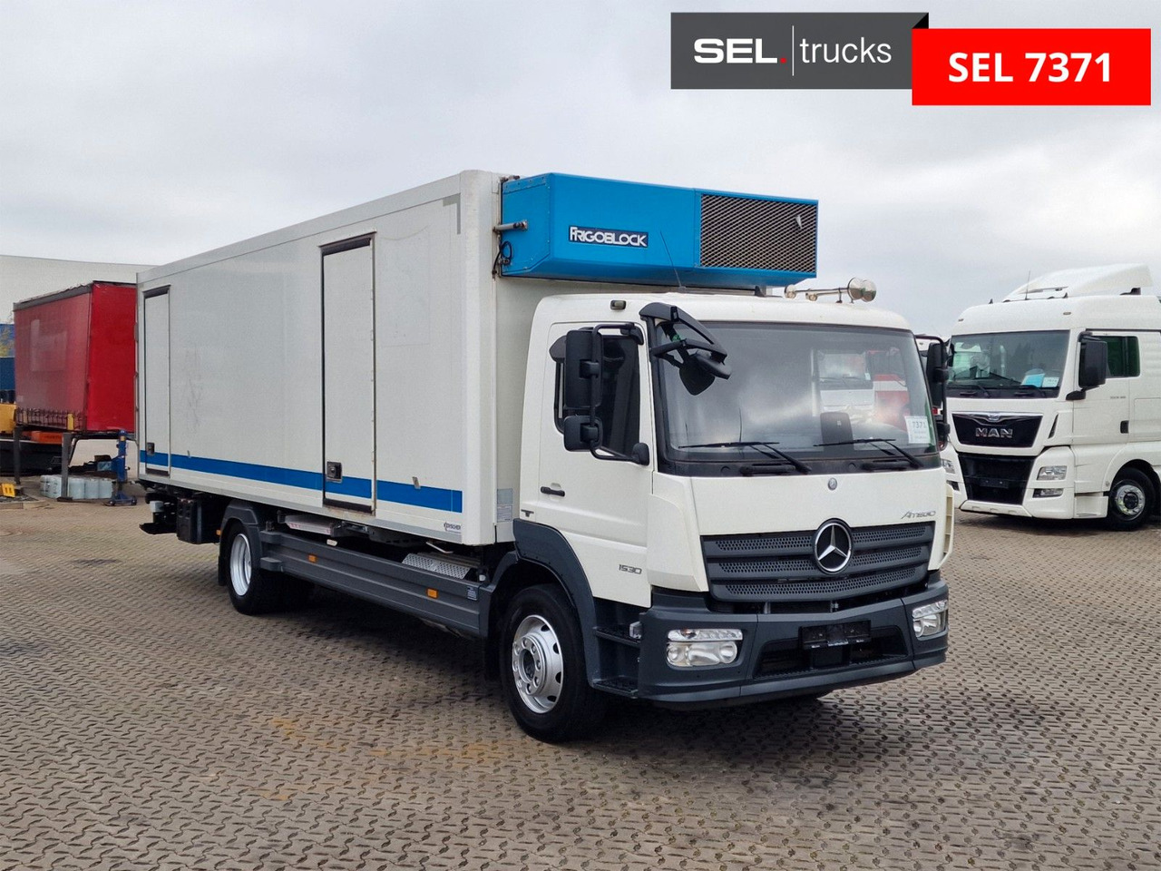 Mercedes-Benz Atego 1530 / Ladebordwand / Frigoblock FK25L - Hűtős teherautó: 3 kép. Mercedes-Benz Atego 1530 / Ladebordwand / Frigoblock FK25L - Hűtős teherautó: 3 kép.