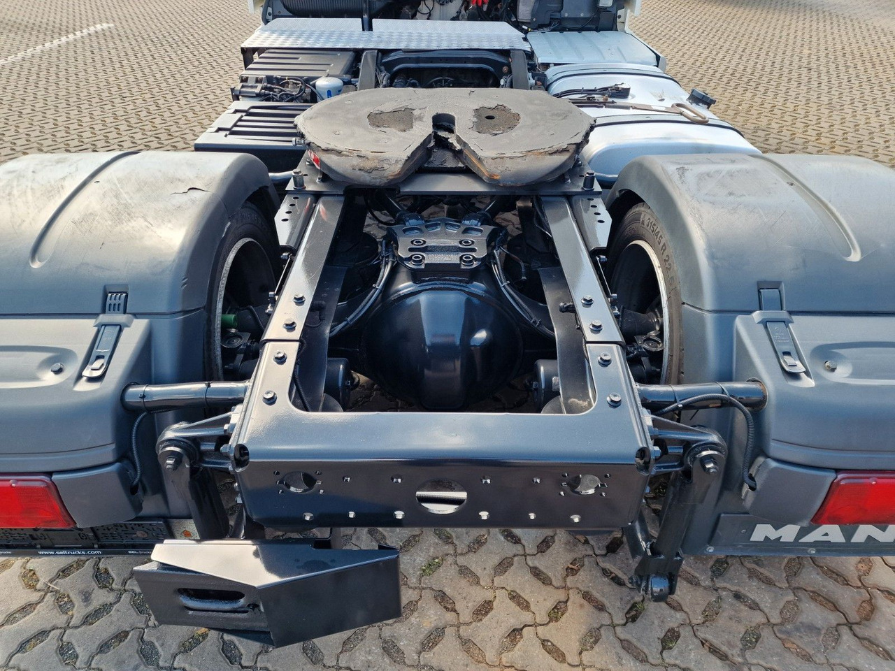 Nyergesvontató MAN TGX 18.400 4X2 LLS-U / ZF Intarder LOW KM !!: 9 kép.