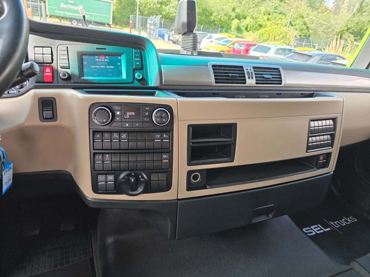 Nyergesvontató MAN TGX 18.460 4X2 LLS-U /Retarder /2 Tanks /ADR  AT: 25 kép.