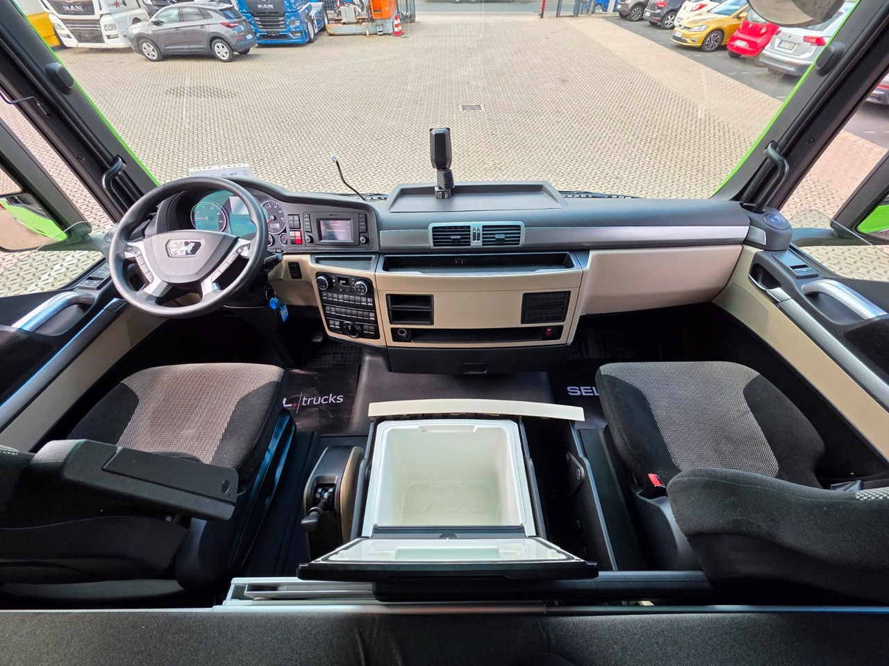 Nyergesvontató MAN TGX 18.460 4X2 LLS-U /Retarder /2 Tanks /ADR  AT: 23 kép.