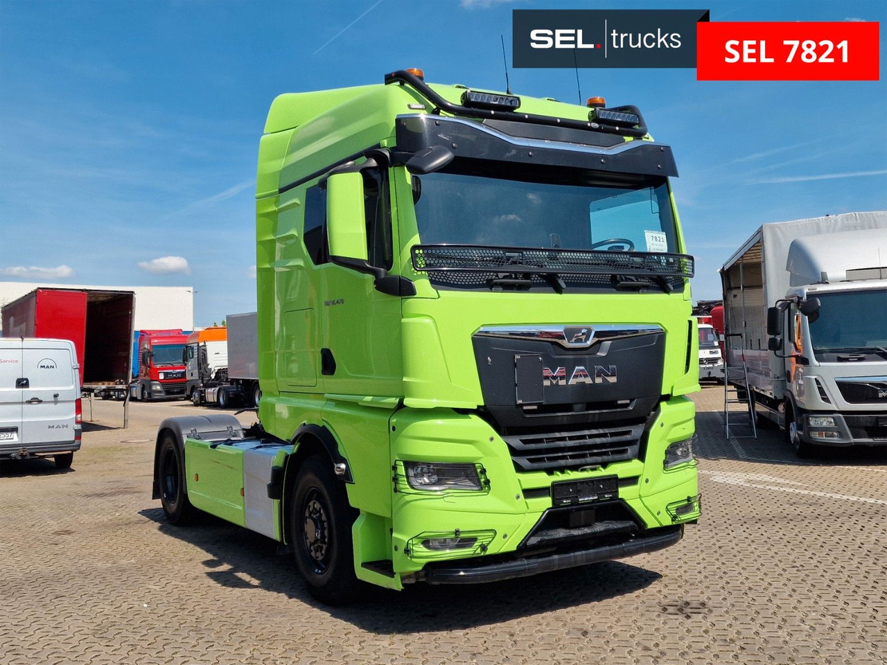 MAN TGX 18.470 4x4H BL SA / Kipph./ 4x4H/ Pritarder - Nyergesvontató: 3 kép. MAN TGX 18.470 4x4H BL SA / Kipph./ 4x4H/ Pritarder - Nyergesvontató: 3 kép.