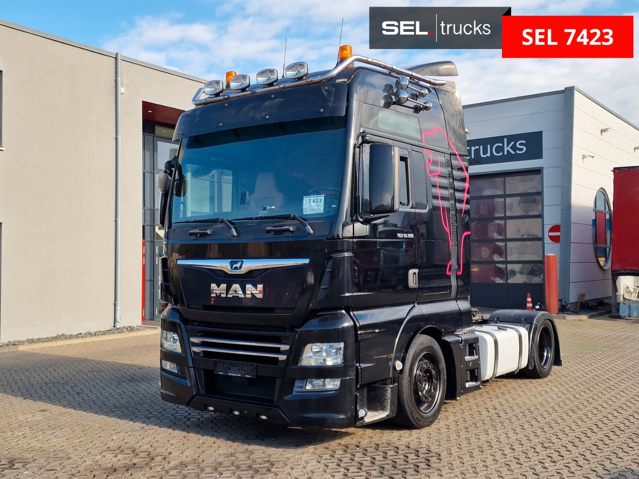 MAN TGX 18.500 4X2 LLS-U /Retarder/Xenon/Ledersitze - Nyergesvontató: 1 kép. MAN TGX 18.500 4X2 LLS-U /Retarder/Xenon/Ledersitze - Nyergesvontató: 1 kép.