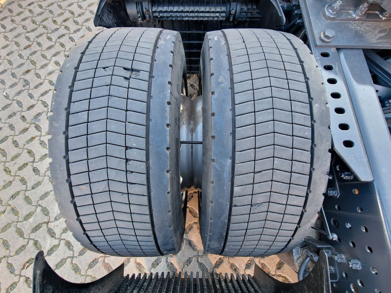 Nyergesvontató Mercedes-Benz Actros 1845 / Retarder / Standklima / Xenon: 29 kép.