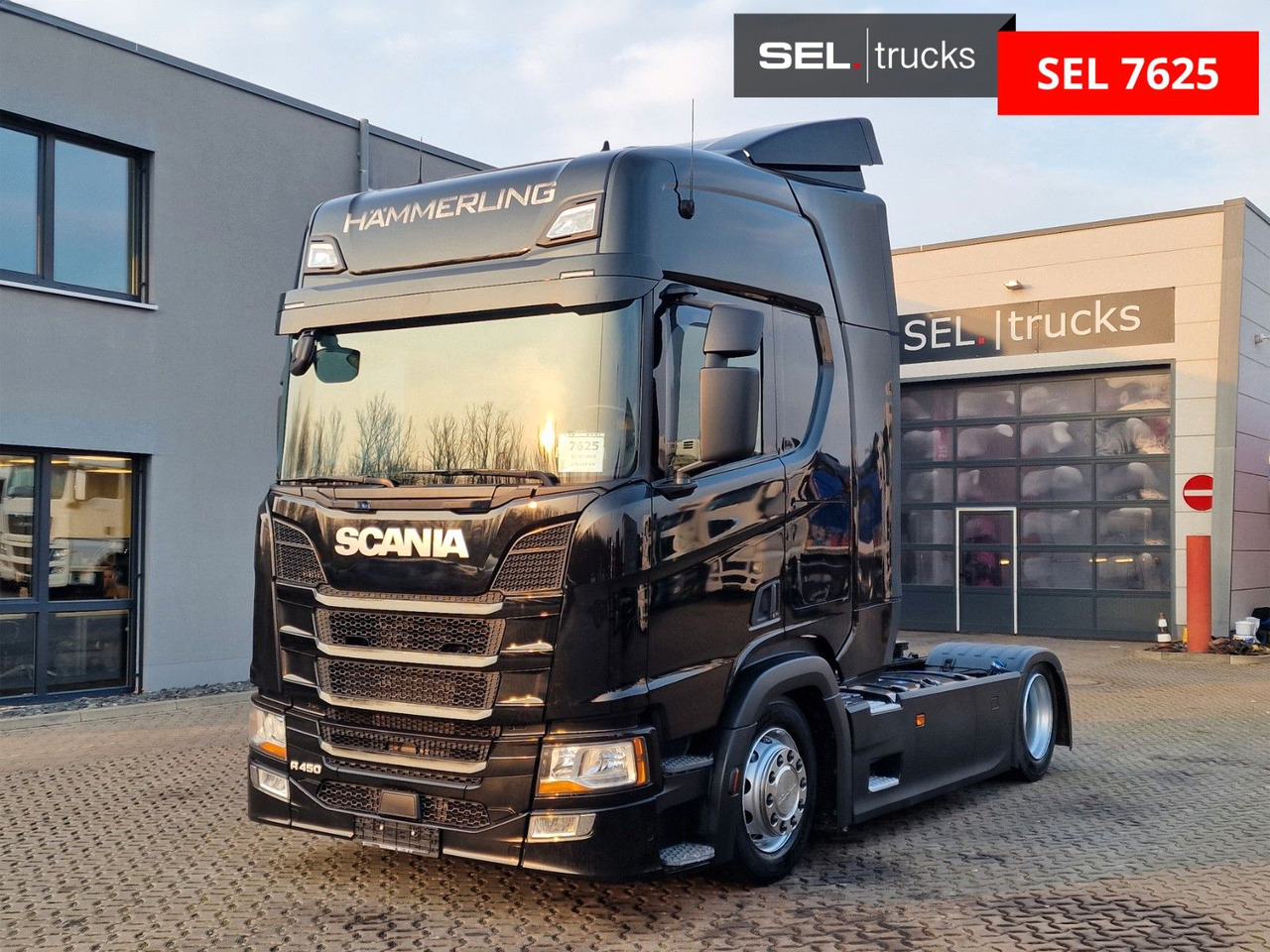 Scania R450 A4x2EB / Retarder / Standklima / Euro 6D - Nyergesvontató: 1 kép. Scania R450 A4x2EB / Retarder / Standklima / Euro 6D - Nyergesvontató: 1 kép.