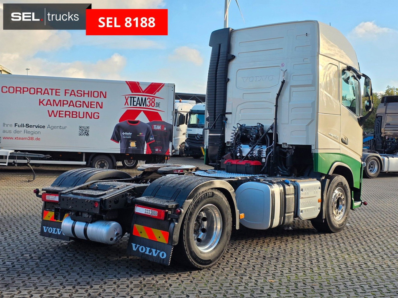 Volvo FH 460 / Diesel-Gas / 6D / Alu-Felgen - Nyergesvontató: 5 kép. Volvo FH 460 / Diesel-Gas / 6D / Alu-Felgen - Nyergesvontató: 5 kép.