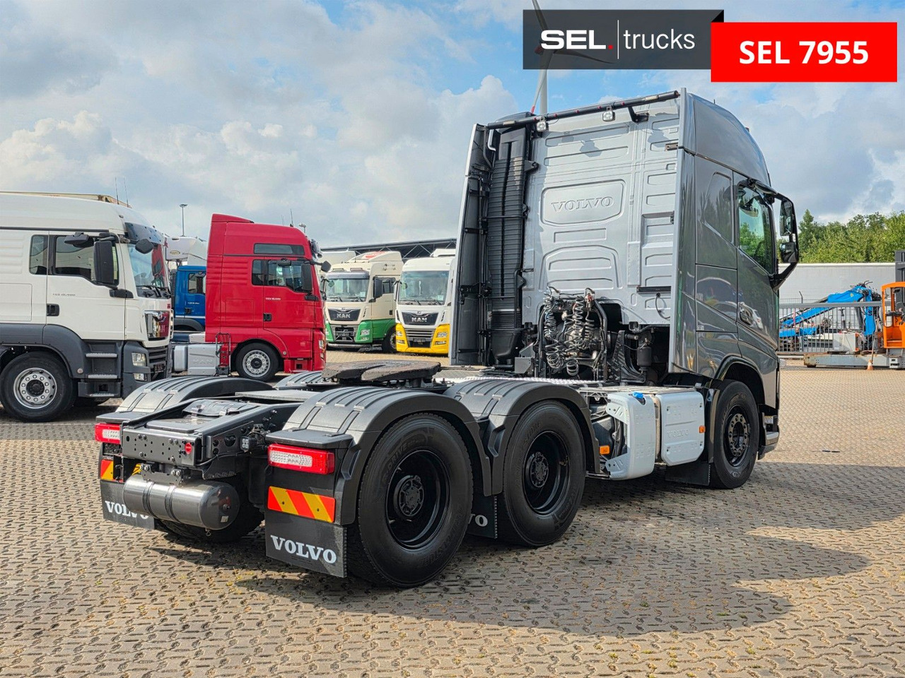 Volvo FH 540 / Retarder / Standklima / TV / 6D - Nyergesvontató: 5 kép. Volvo FH 540 / Retarder / Standklima / TV / 6D - Nyergesvontató: 5 kép.