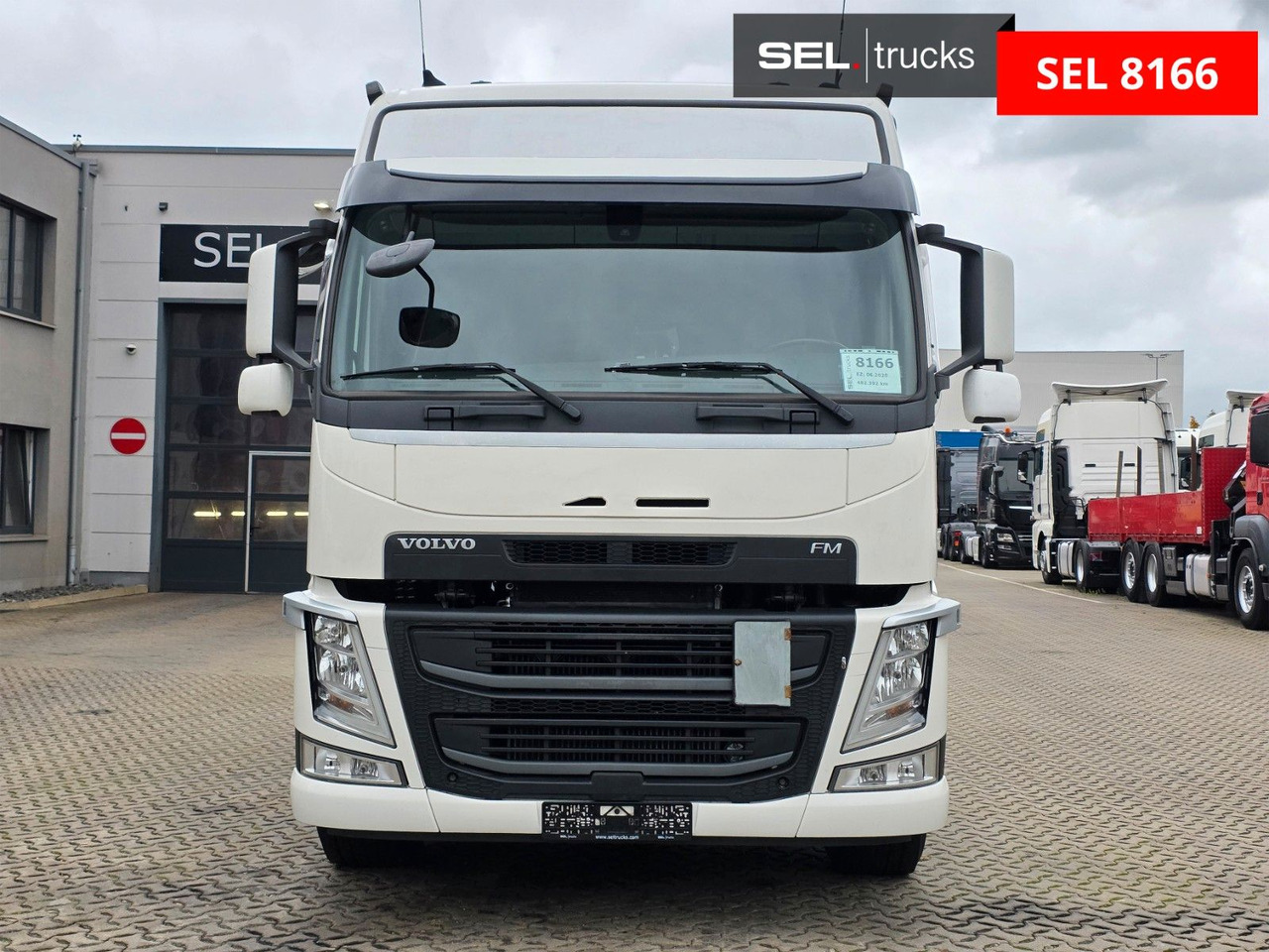 Volvo FM 430 / PTO / Kipphydraulik / 6D - Nyergesvontató: 2 kép. Volvo FM 430 / PTO / Kipphydraulik / 6D - Nyergesvontató: 2 kép.