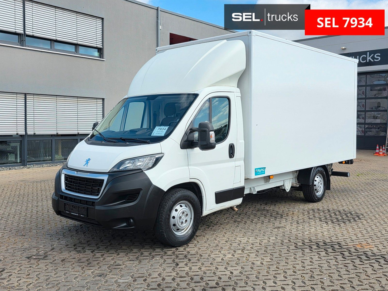 Peugeot Boxer / Ladebordwand / Klimaanlage / 3 Sitzen - Dobozos kisteherautó: 1 kép. Peugeot Boxer / Ladebordwand / Klimaanlage / 3 Sitzen - Dobozos kisteherautó: 1 kép.